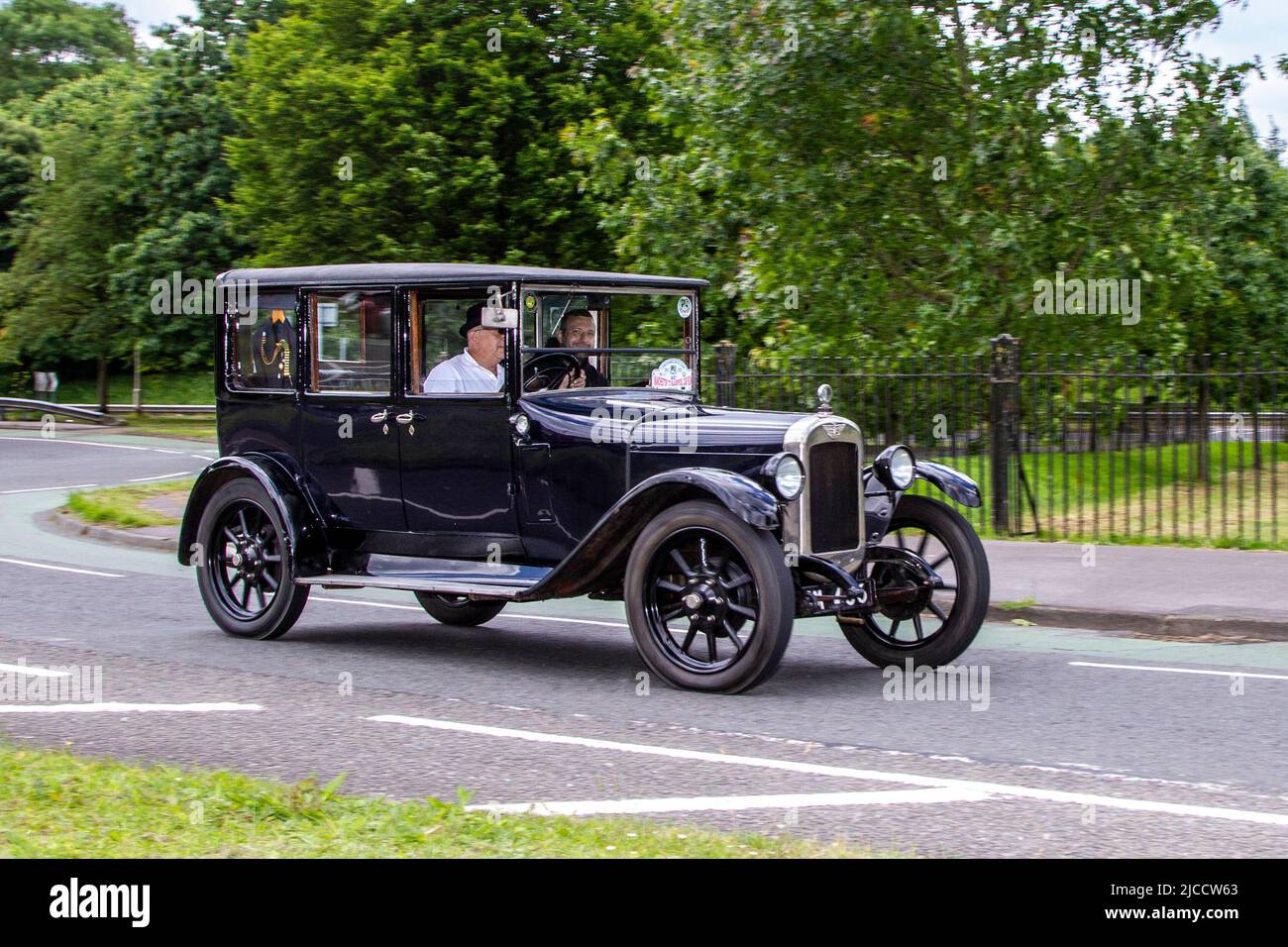 Berline Austin 1670cc noire 1927 20s années vingt; voitures présentées pendant l'année 58th de l'assemblée de Manchester à Blackpool Touring pour les voitures Veteran, Vintage, Classic et chérités. Banque D'Images
