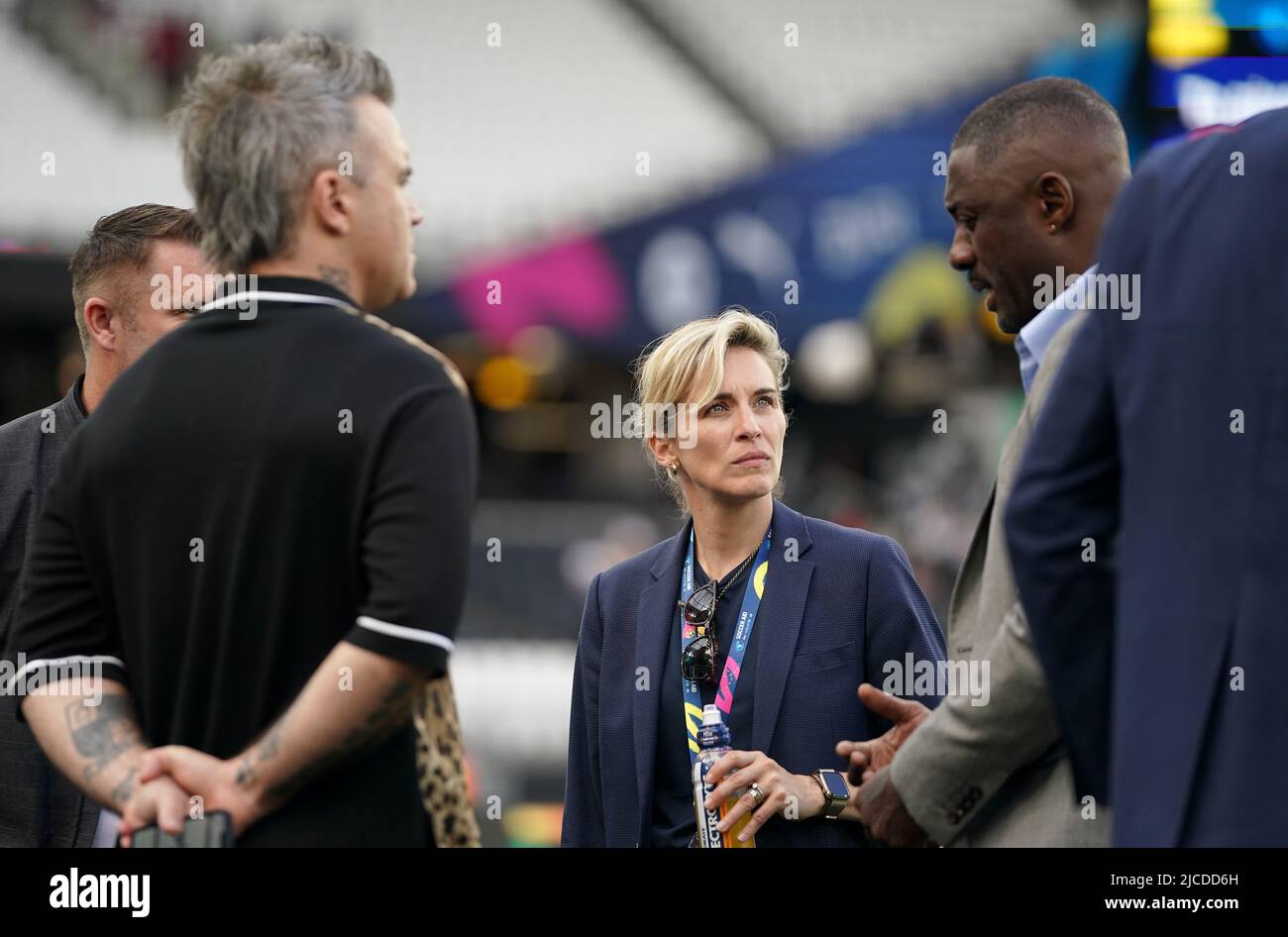 Vicky McClure (au centre) avant le match de l'aide au football pour l'UNICEF au London Stadium, Londres. Date de la photo: Dimanche 12 juin 2022. Banque D'Images
