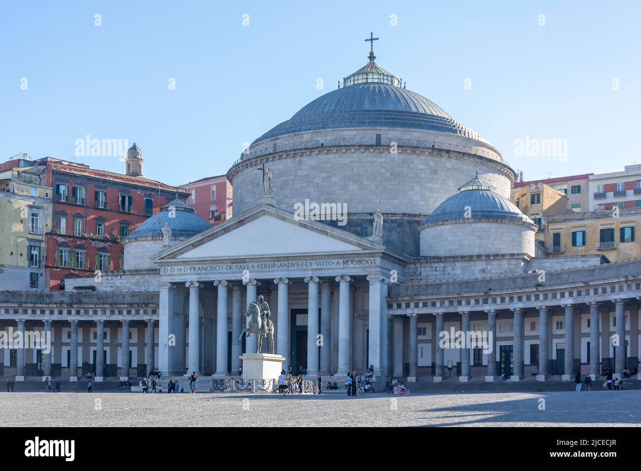 Eglise San Francesco di Paola, Piazza del Plebiscito, Naples (Naples), région Campanie, Italie Banque D'Images