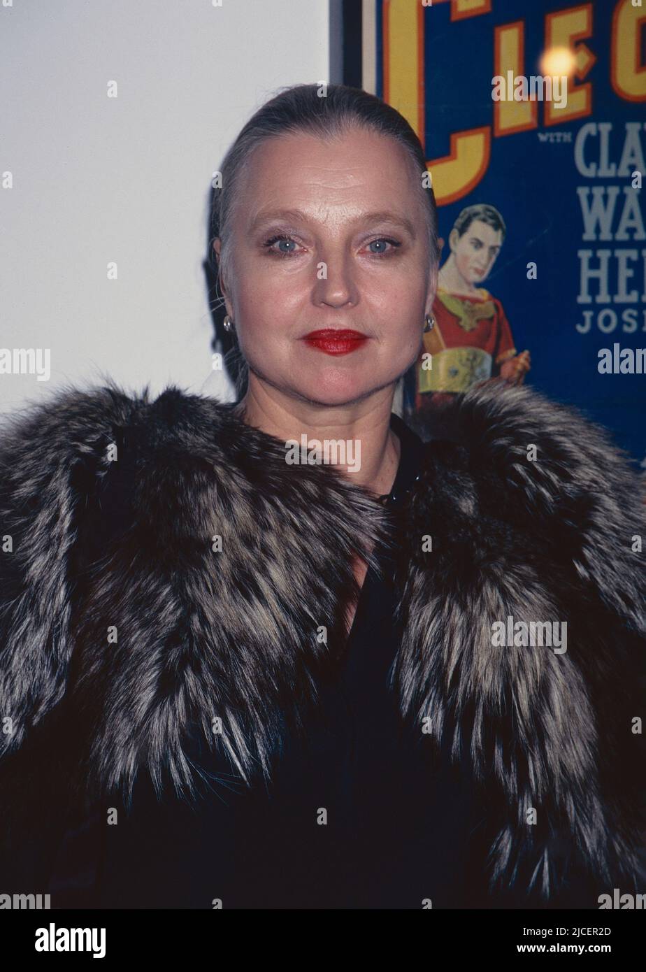 Hanna Schygulla participe à la célébration de la rétrospective de Rainer Werner Fassbinder au Musée d'art moderne de New York sur 23 janvier 1997. Crédit photo : Henry McGee/MediaPunch Banque D'Images