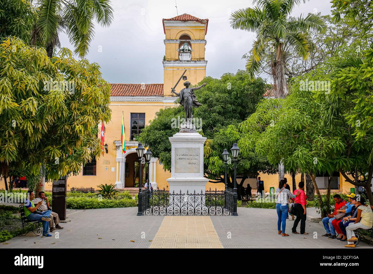 Plaza de Libertad (place de la liberté) Santa Cruz de Mompox, Colombie Banque D'Images