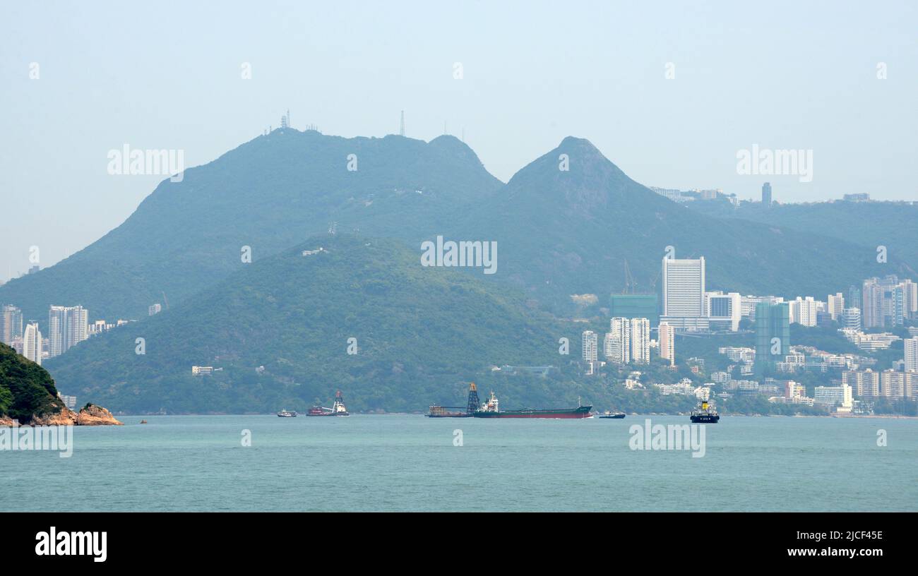Vue sur l'île de Hong Kong - côté sud-ouest. Banque D'Images