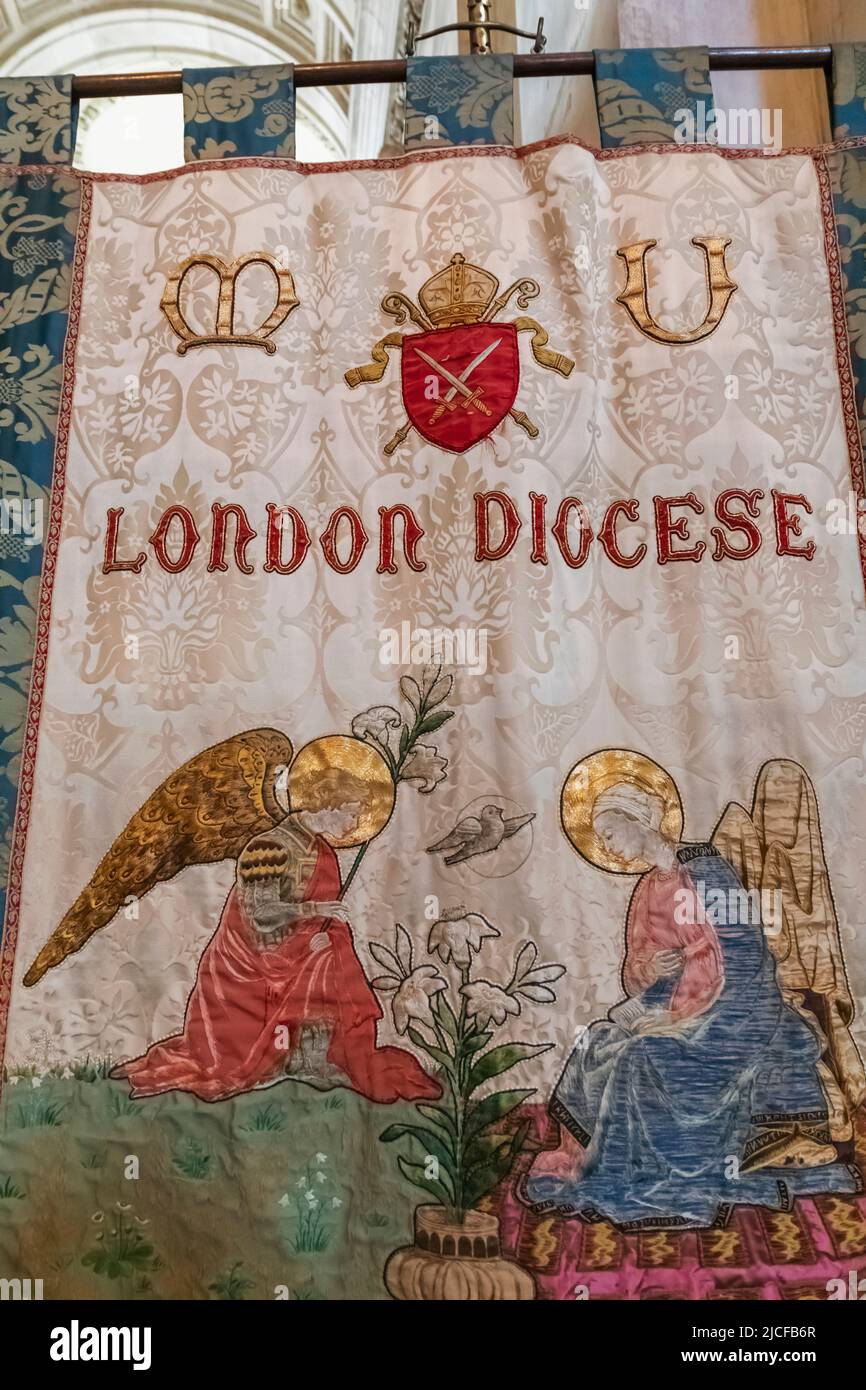 Angleterre, Londres, cathédrale Saint-Paul, le Banner du diocèse de Londres Banque D'Images