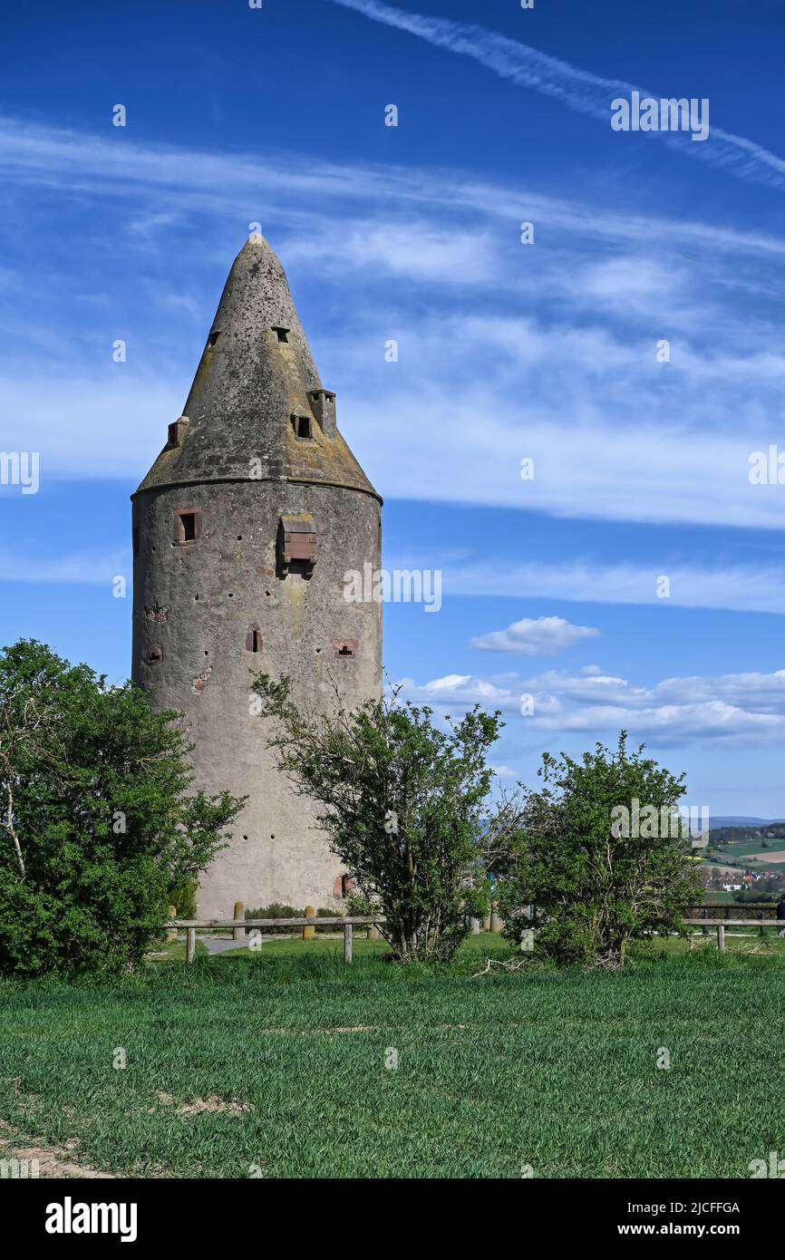 Schaafheim, Comté de Darmstadt-Dieburg, Hesse, Allemagne, Schaafheimer Warte, Wartturm, une partie de la Bachgauer Landwehr construit vers 1492. Banque D'Images