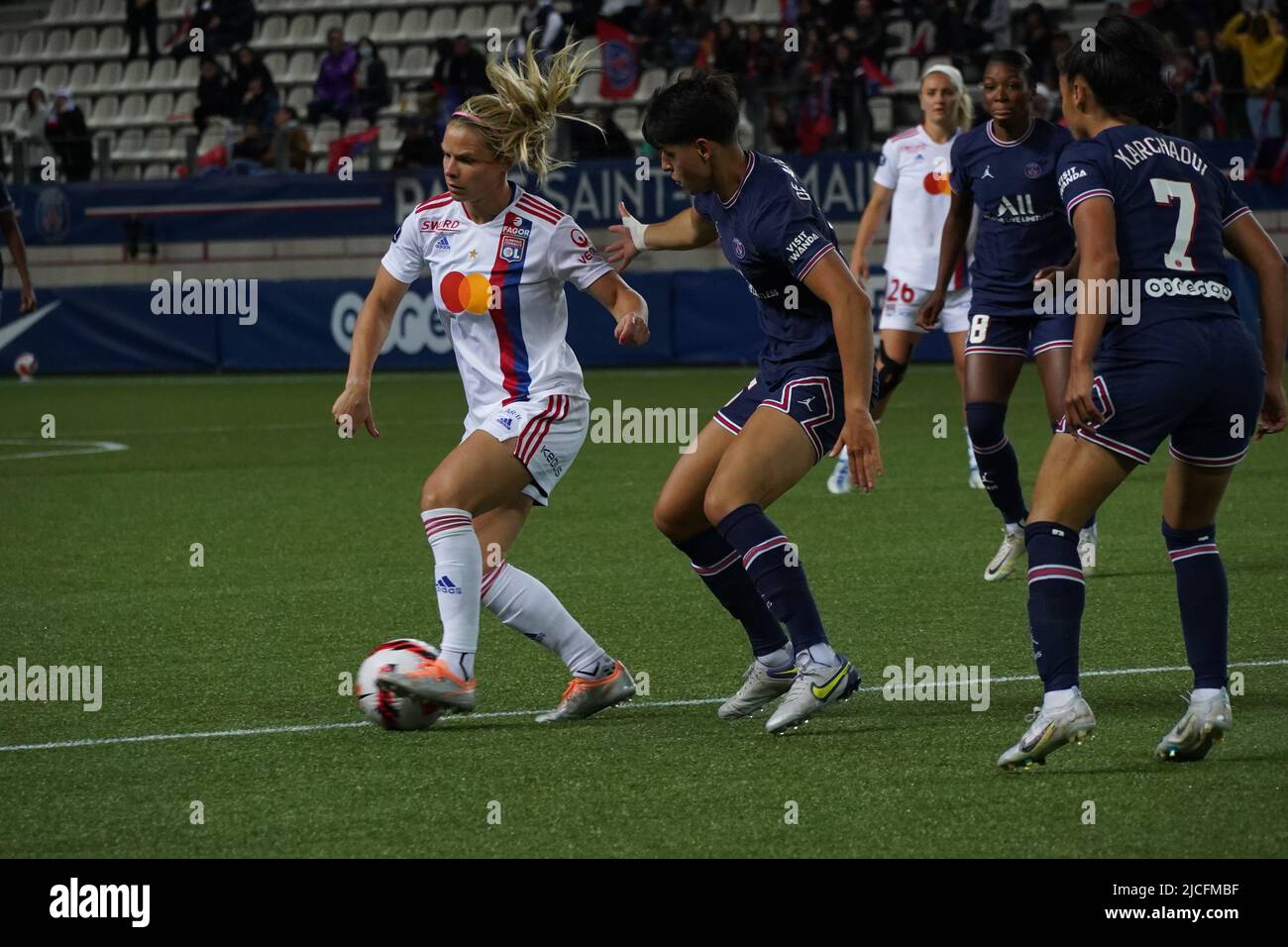 Eugenie le Sommer de Lyon et Elisa de Almeida de PSG lors du match de la ligue de football 1 entre paris Saint Germain et l'Olympique Lyonnais 29th mai 202 Banque D'Images Eugenie le Sommer de Lyon et Elisa de Almeida de PSG lors du match de la ligue de football 1 entre paris Saint Germain et l'Olympique Lyonnais 29th mai 202 Banque D'Images