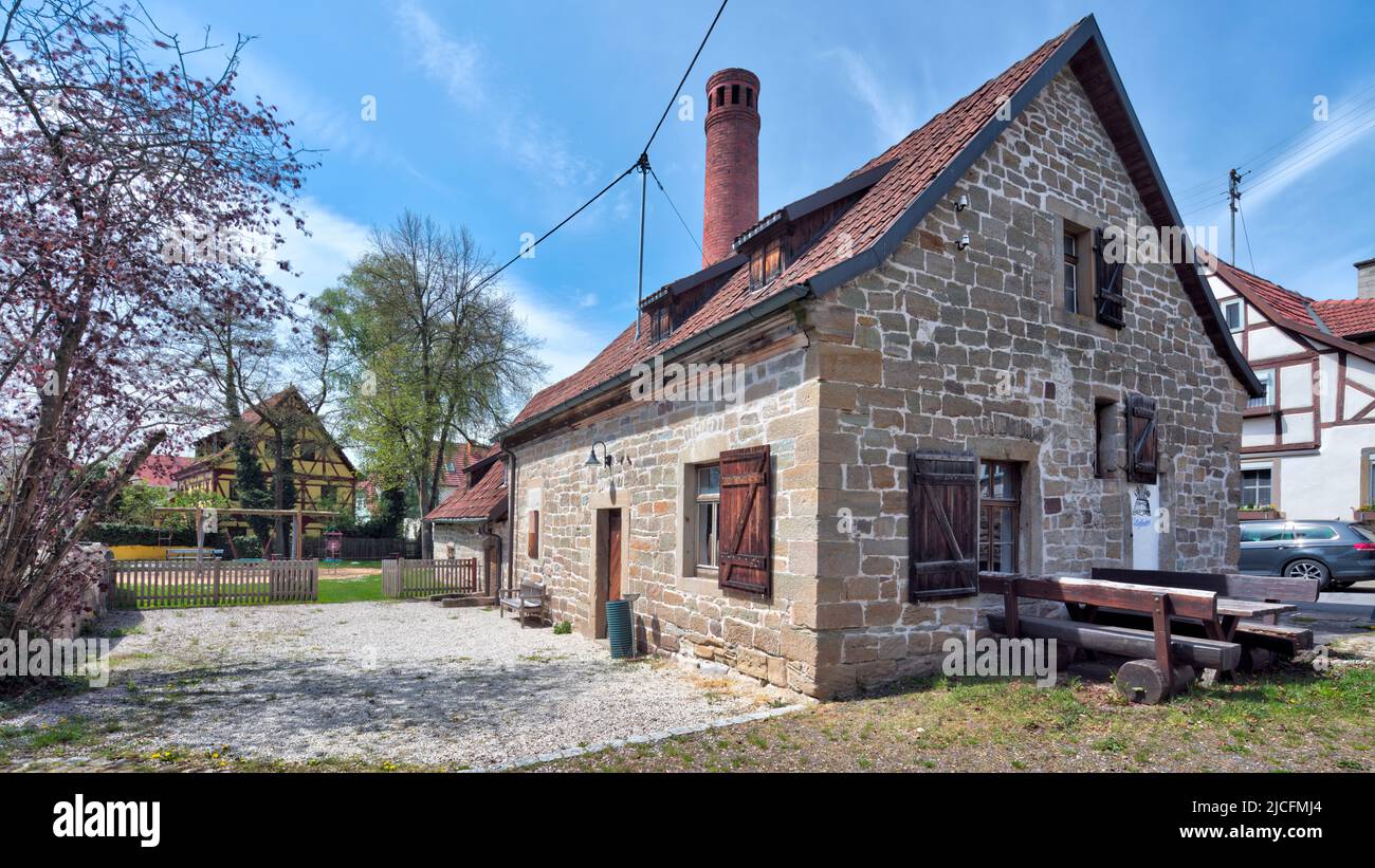 Kommunbrauhaus, grès, maçonnerie en ashlar, monument architectural, façade de maison, Spring, Unfinden, Königsberg, Franconie, Bavière, Allemagne, Europe, Banque D'Images