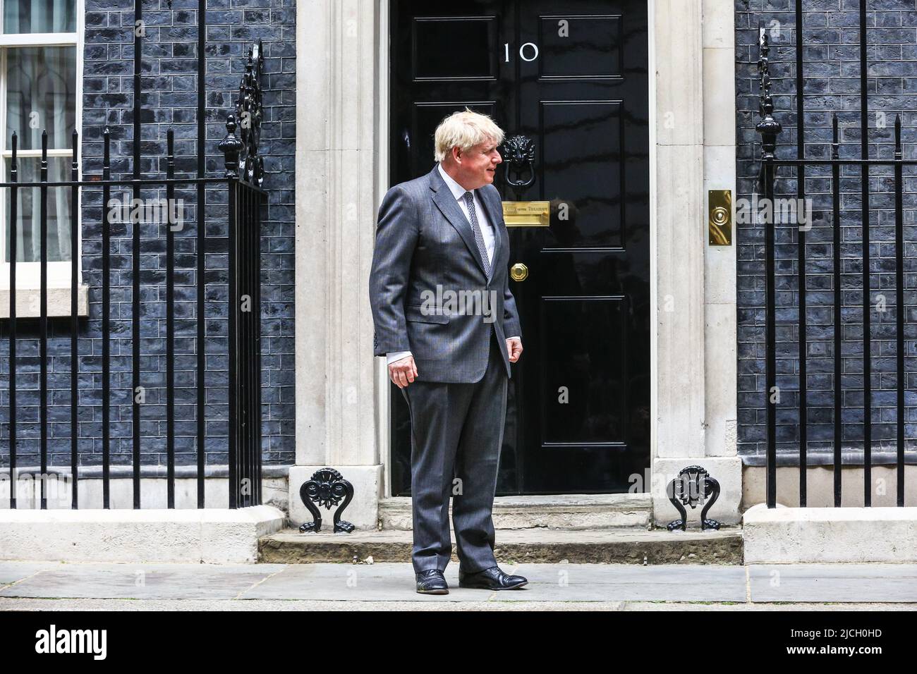 Downing Street, Londres, Royaume-Uni. 13th juin 2022. Le Premier ministre britannique Boris Johnson souhaite la bienvenue au Premier ministre portugais, António Costa, dans Downing Street. Credit: Imagetraceur/Alamy Live News Banque D'Images