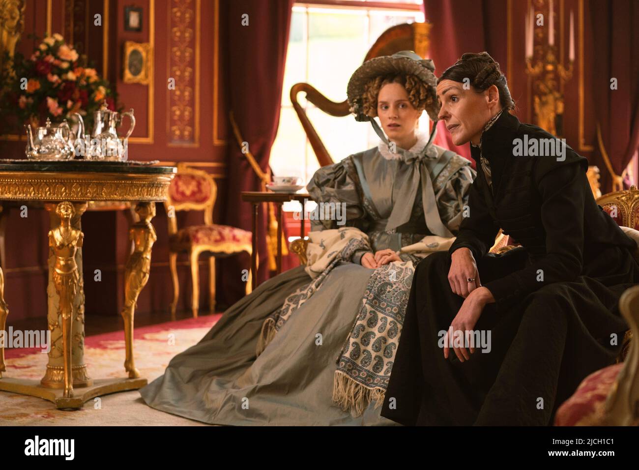 ROYAUME-UNI. Suranne Jones et Sophie Rundle in (C)BBC/HBO nouvelle