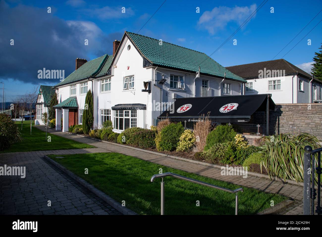 Le bar et restaurant Ivanhoe, Saintfield Road, Belfast, Irlande du Nord Banque D'Images