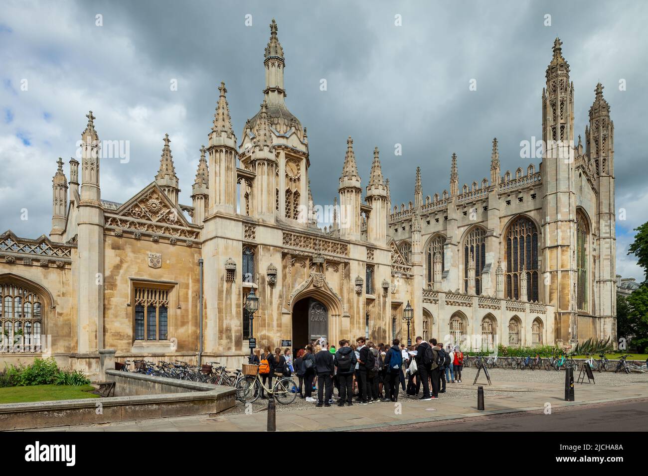 Nuages orageux au-dessus du King's College de Cambridge, en Angleterre. Banque D'Images