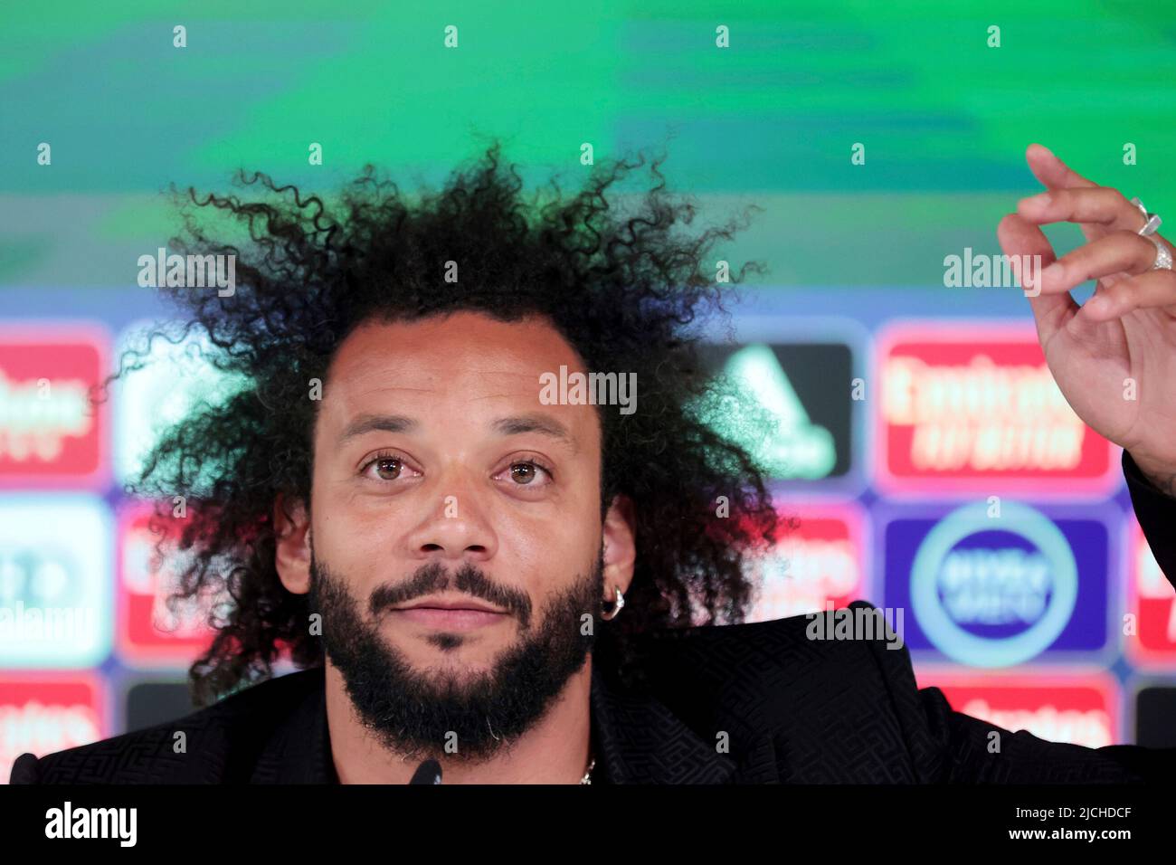 Madrid, Espagne, 13.06.2022.- Marcelo Vieira dit Au revoir au Real Madrid après 16 ans de jeu blanc et 25 titres, ce qui fait de lui le footballeur le plus réussi de l'équipe blanche. Conférence de presse. « C'est mon jour le plus heureux depuis mon arrivée au Real Madrid » « grâce à mes coéquipiers, entraîneurs. Mais surtout aux hommes de kit, les physios, la sécurité, les gens qui travaillent dans les coulisses et font le travail sale. Je veux souligner leur travail, parce que je me consacre seulement à jouer et je le fais toujours. J'ai joué à 526 jeux de Everything ready, il a gagné 25 titres en 16 ans de jeu avec le White shirt. Photo: J Banque D'Images