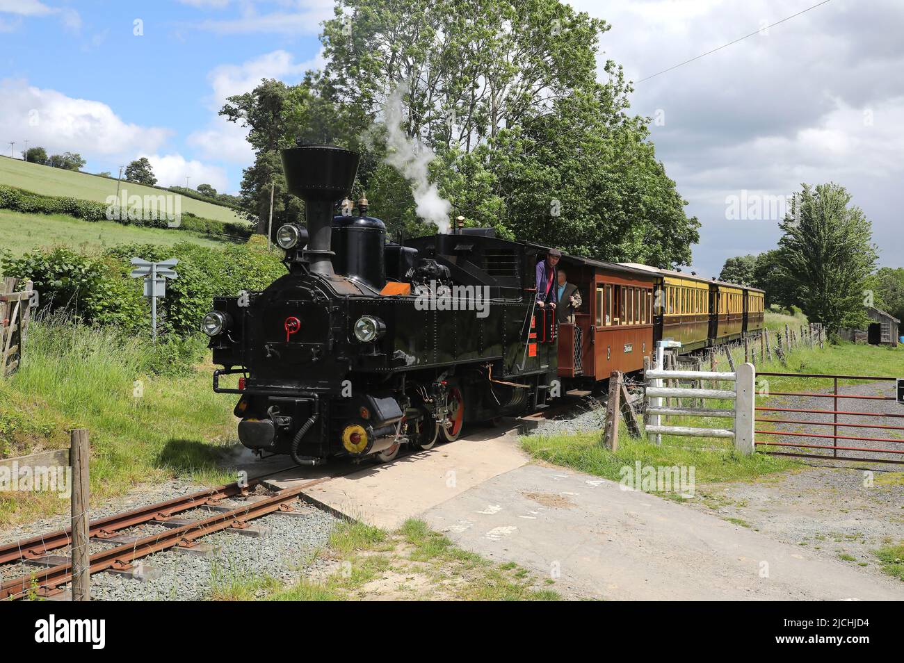 Zillertal NO2 mène à Golfa Bank sur le Welshpool & Llanfair Railway. Banque D'Images