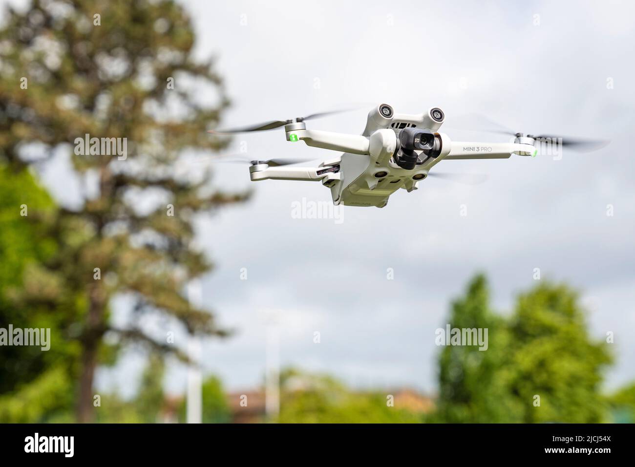 Drone vol stationnaire Banque de photographies et d’images à haute ...