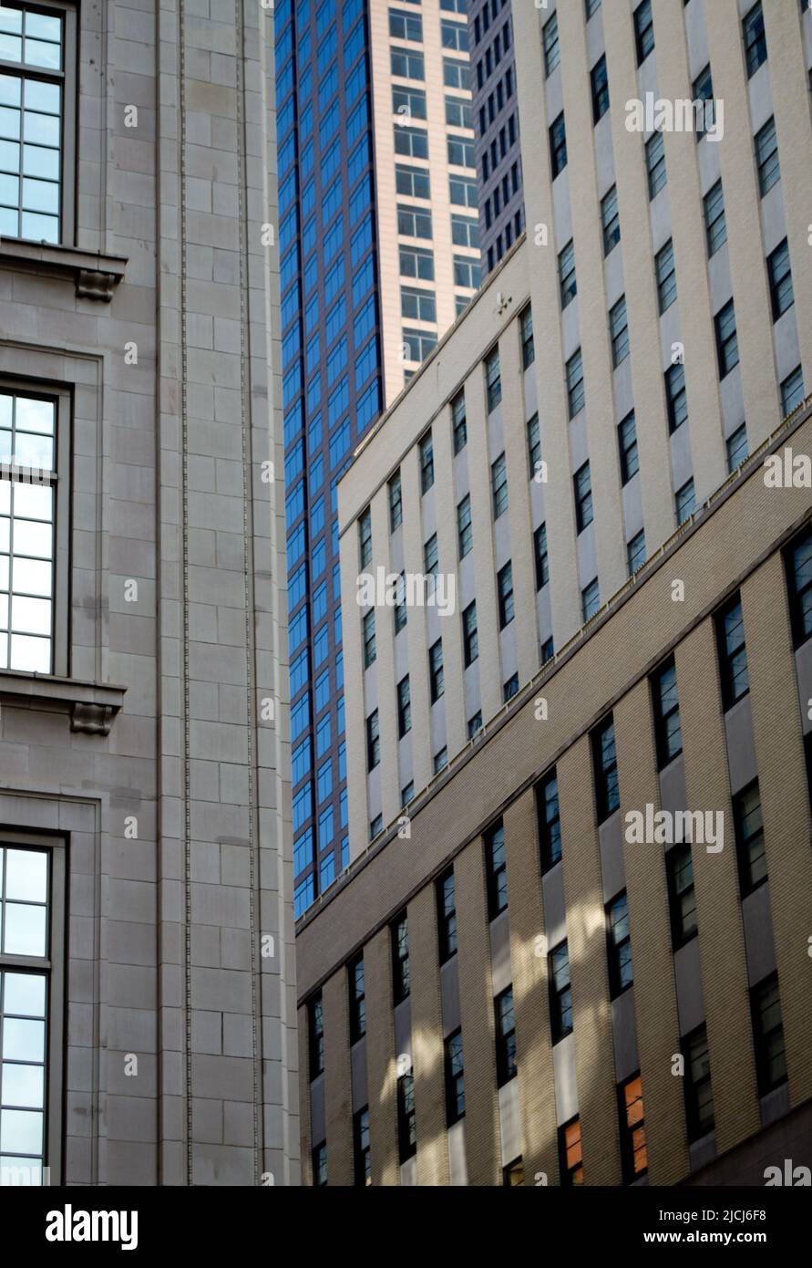 Photographie abstraite et artistique du paysage urbain de divers bâtiments du centre-ville de Dallas et de fort Worth, Texas. Banque D'Images