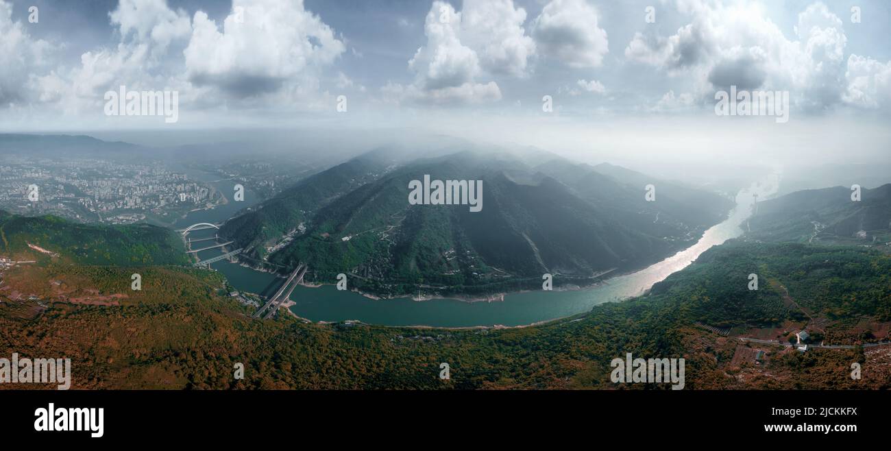 Chongqing beibei huit pont jade paysage vert sur la rivière jialing Banque D'Images