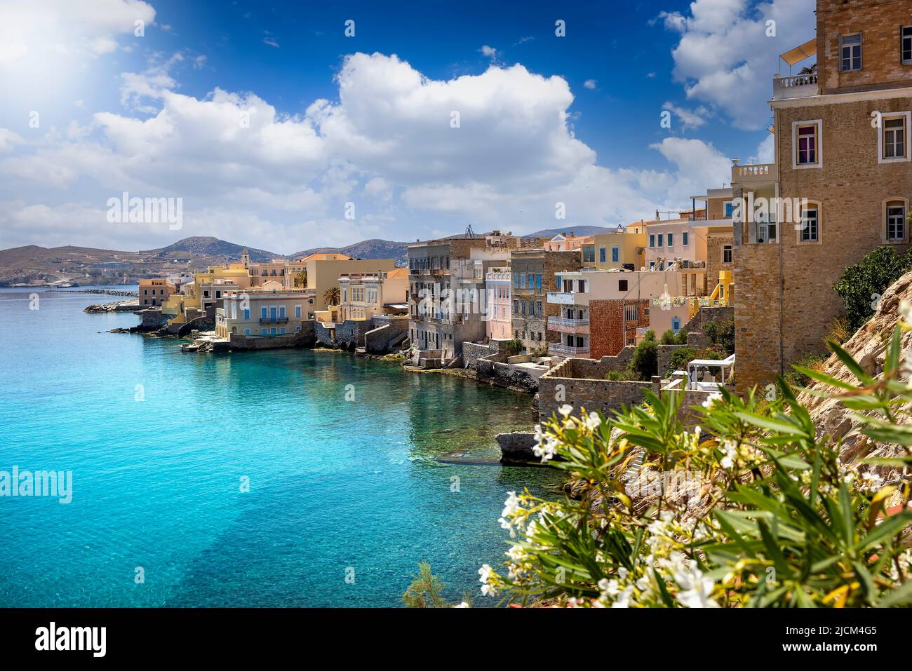 Le quartier historique de Vaporia à la ville d'Ermoupoli sur l'île de Syros Banque D'Images