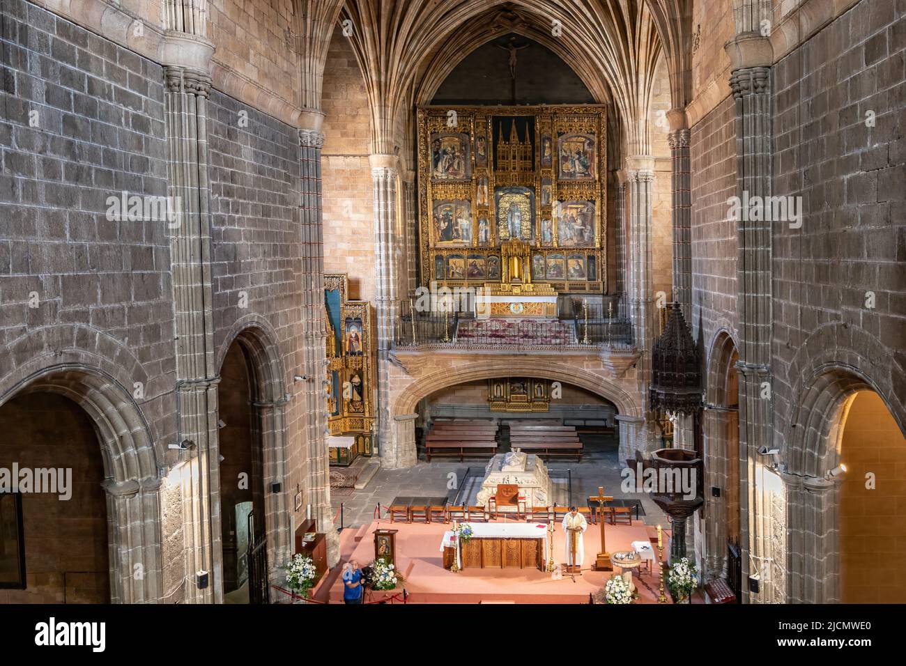 Avila, Espagne - 9 septembre 2017 : intérieur du monastère royal de Saint Thomas, le Real Monasterio de Santo Tomas, est un monastère des monarques catholiques Banque D'Images