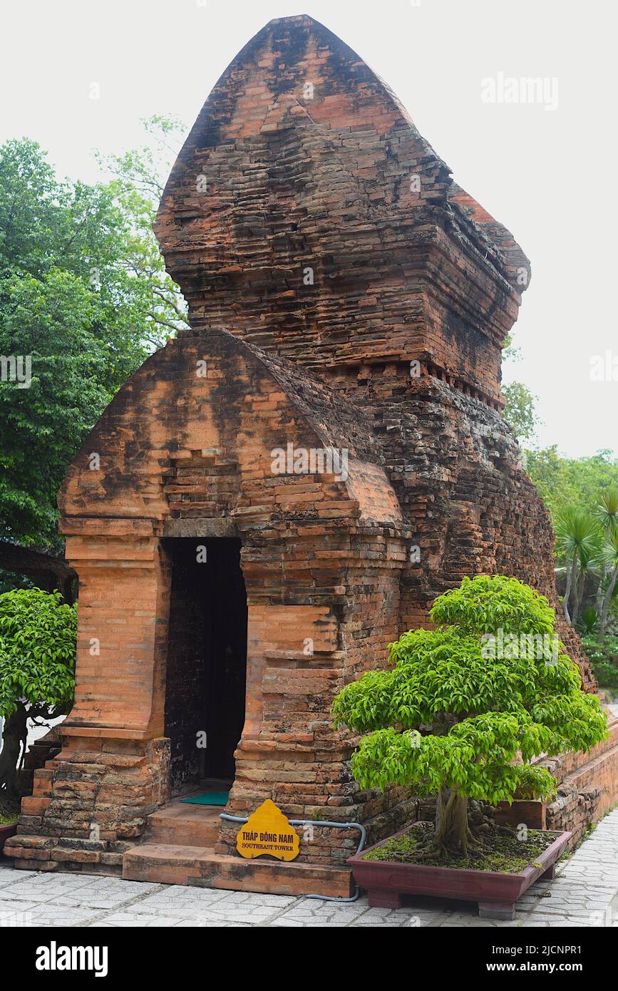 Nha Trang, Vietnam - 26 mai 2022 : temple de po Nagar dans la ville de Nha Trang Vietnam Banque D'Images