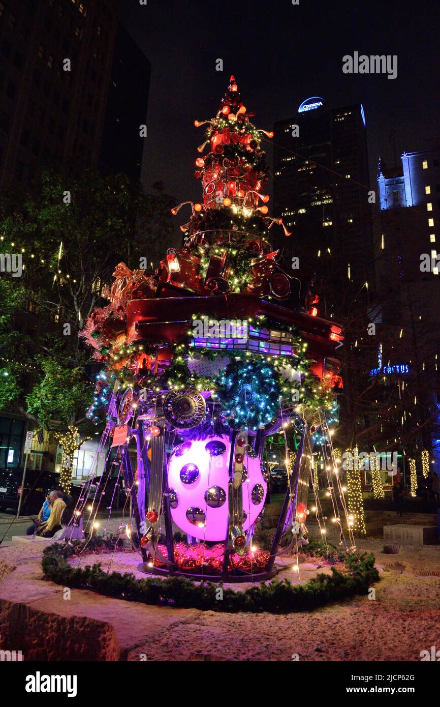 Décoration de Noël unique dans le centre-ville de Dallas, Texas Banque D'Images