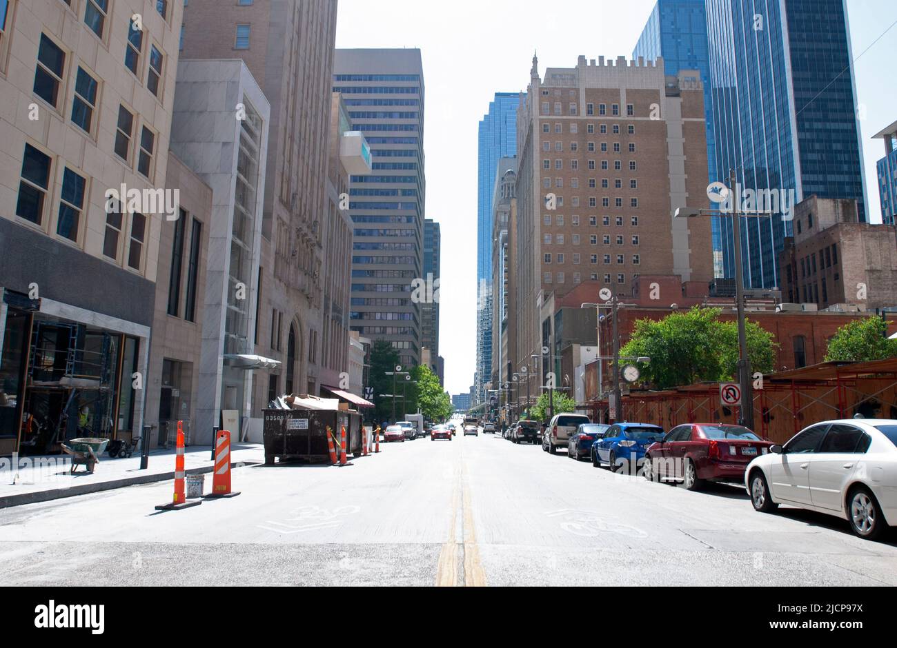 Scène de rue dans le centre-ville de Dallas, Texas en 2013 Banque D'Images