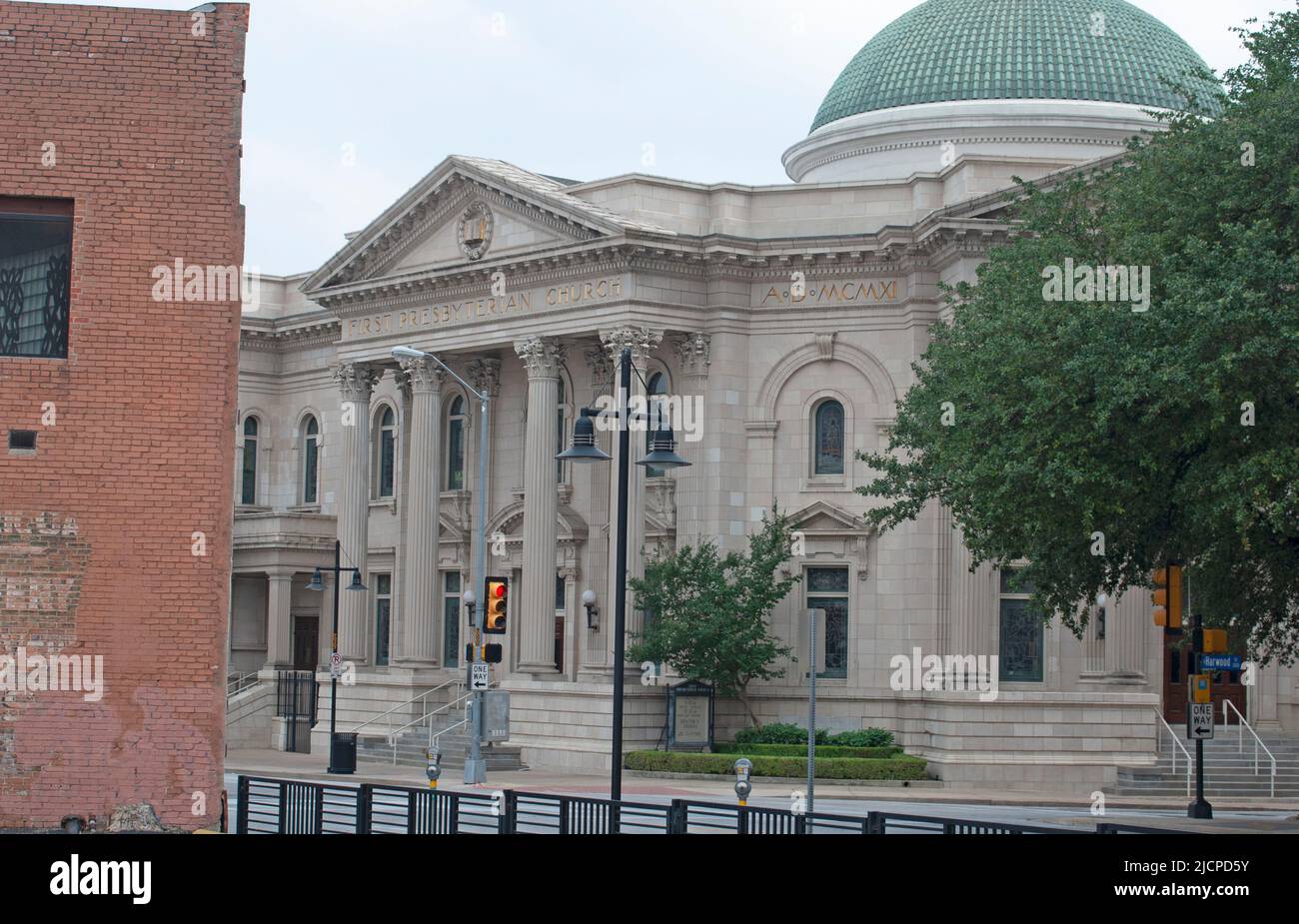 Première église presbytérienne dans le centre-ville de Dallas, Texas ca. 2011 Banque D'Images