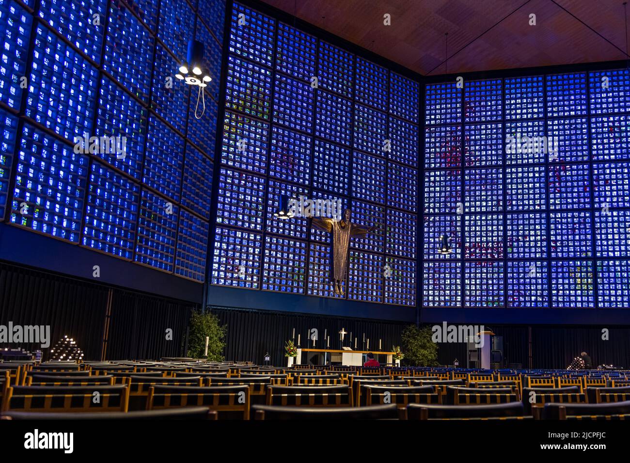 Interior of modern chapel at Kaiser Wilhelm memorial church at Kurfuerstendamm, Berlin, Germany Banque D'Images
