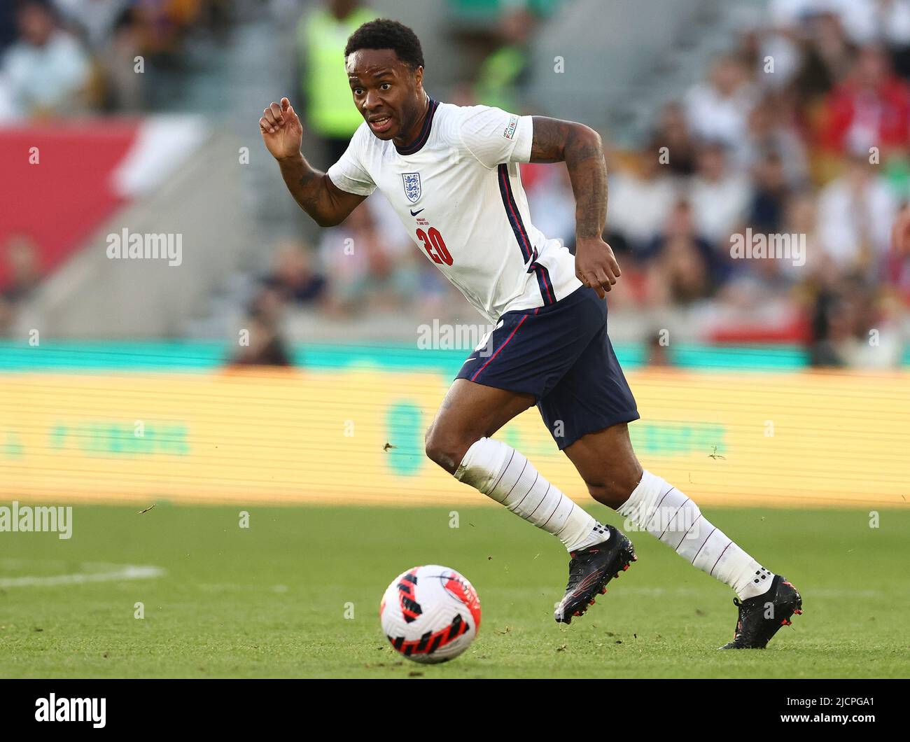 Wolverhampton, Angleterre, 14th juin 2022. Raheem Sterling d'Angleterre lors du match de l'UEFA Nations League à Molineux, Wolverhampton. Le crédit photo doit être lu : Darren Staples / Sportimage Banque D'Images