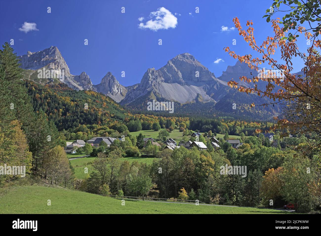 France, Drôme, lus-la-Croix-haute, Jarjatte et aiguilles de Lus Banque D'Images