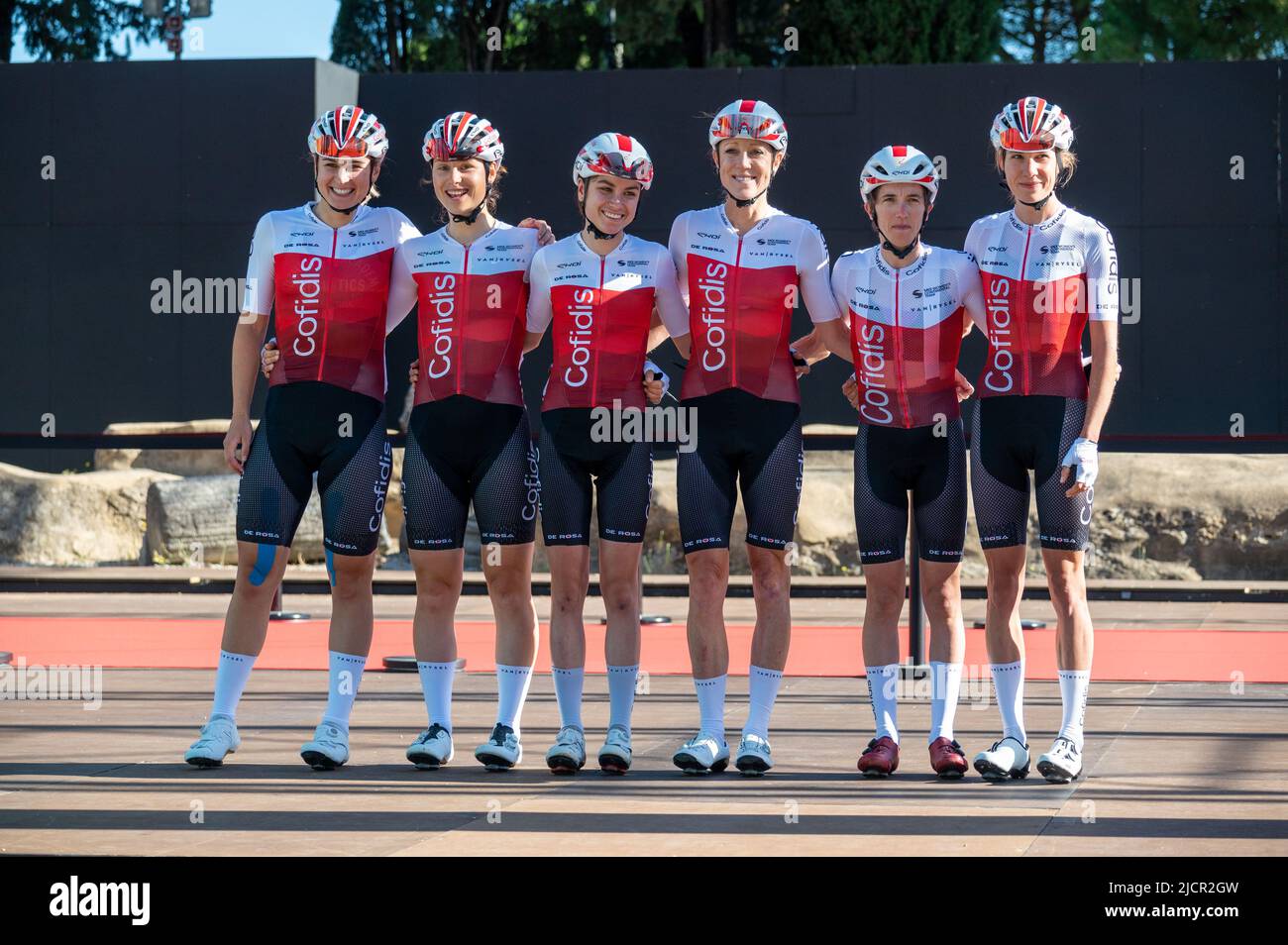 Cofidis équipe féminine lors du défi Femme Mont Ventoux 2022, événement du Tour Europe de l'UCI, Vaison-la-Romaine - Mont Ventoux (100 km) sur 14 juin 2022 à Vaison-la-Romaine, France - photo Frison florien / DPPI Banque D'Images