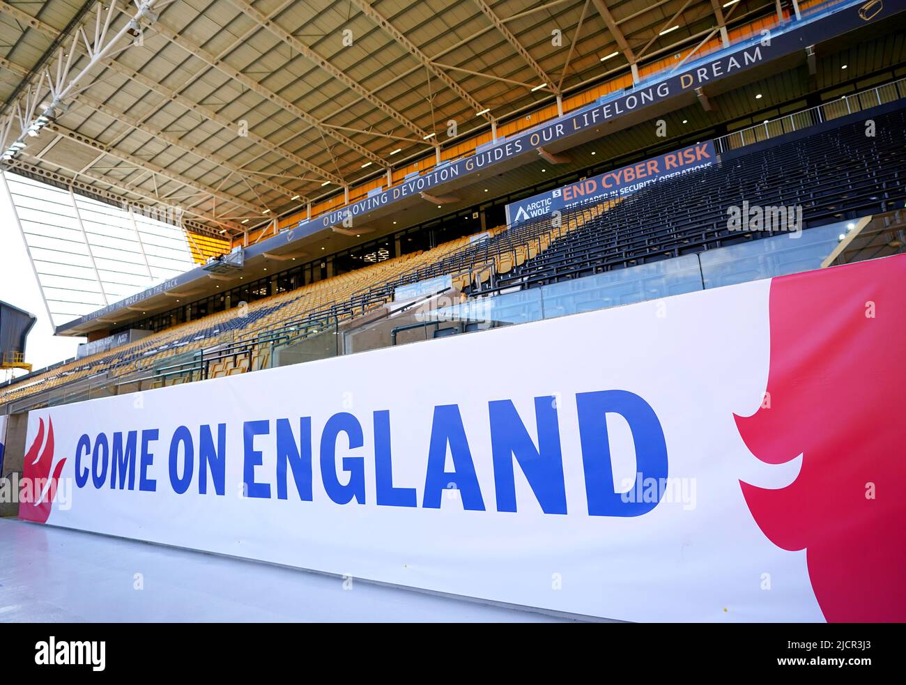 Une vue générale du stade avant le match de la Ligue des Nations de l'UEFA au stade Molineux, Wolverhampton. Date de la photo: Mardi 14 juin 2022. Banque D'Images