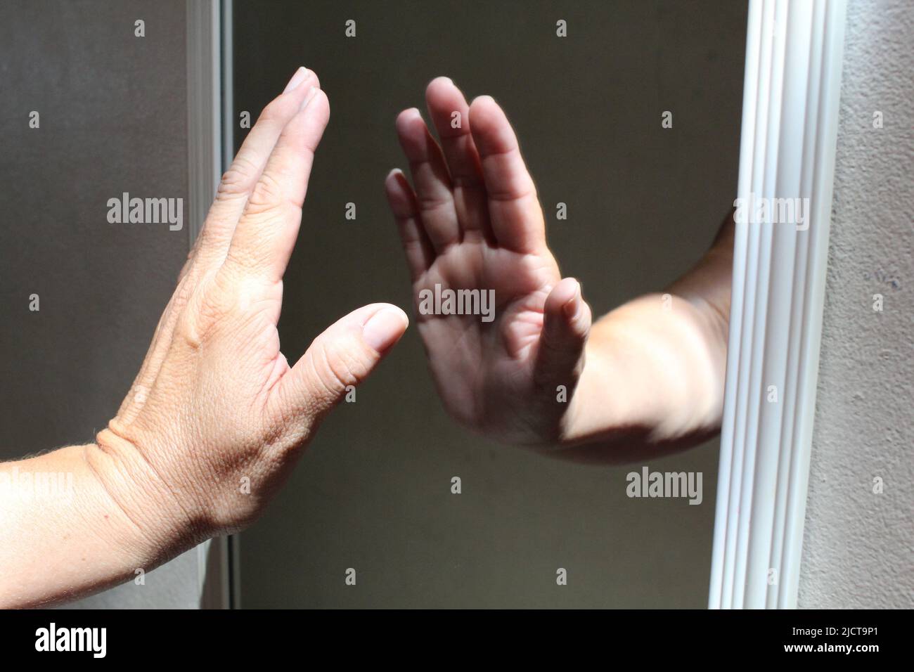 Reflet dans le miroir Banque D'Images
