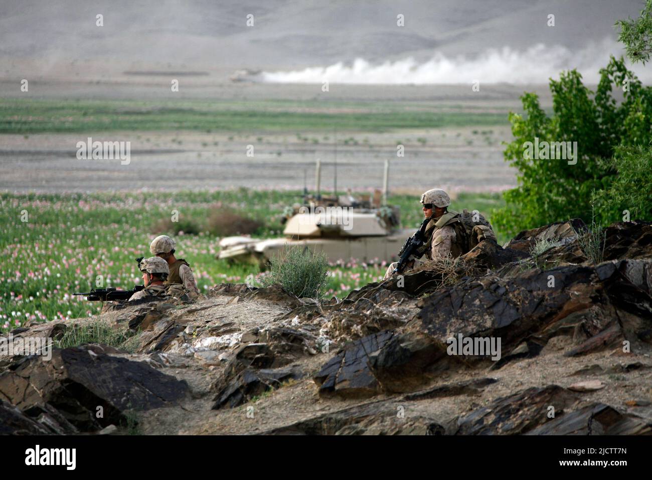 Les Marines des ÉtatsUnis avec 1st Bataillon, 8th Marine Regiment (1/8