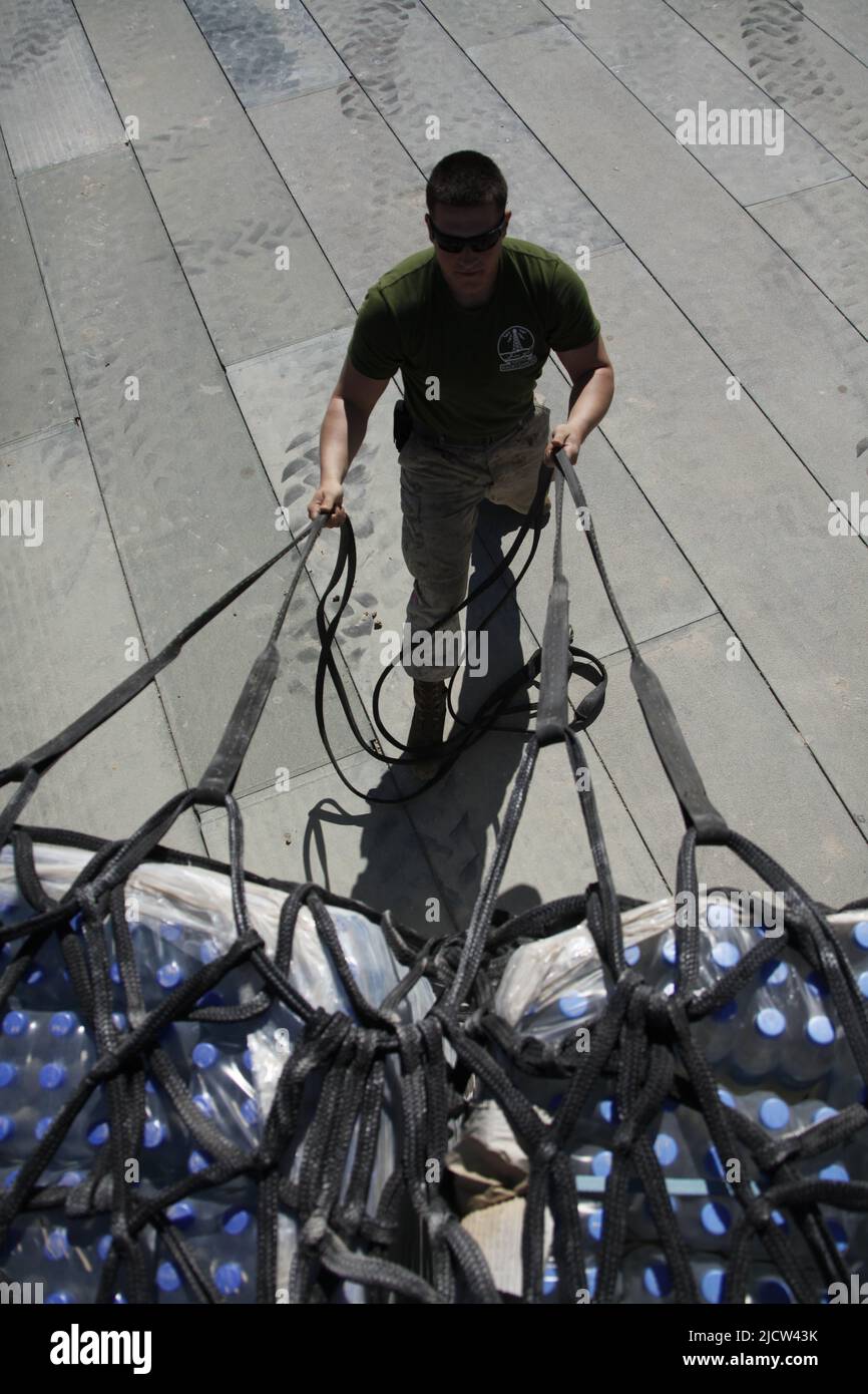 U.S. Marine corps PFC Kevin A. O'Dell, avec l'équipe de soutien des hélicoptères 8 (HST 8), Bataillon de logistique de combat 4, attaché au 1st Bataillon, 8th Marines (1 Banque D'Images