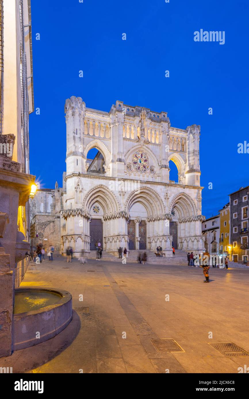 La cathédrale de Santa Maria et San Giuliano, Cuenca, site classé au patrimoine mondial de l'UNESCO, Castille-la Manche, Espagne, Europe Banque D'Images