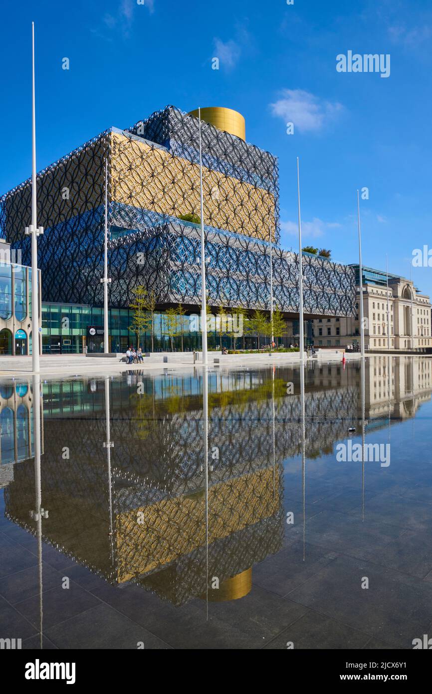 Centenaire Square, Birmingham Library, Birmingham, West Midlands, Angleterre, Royaume-Uni, Europe Banque D'Images