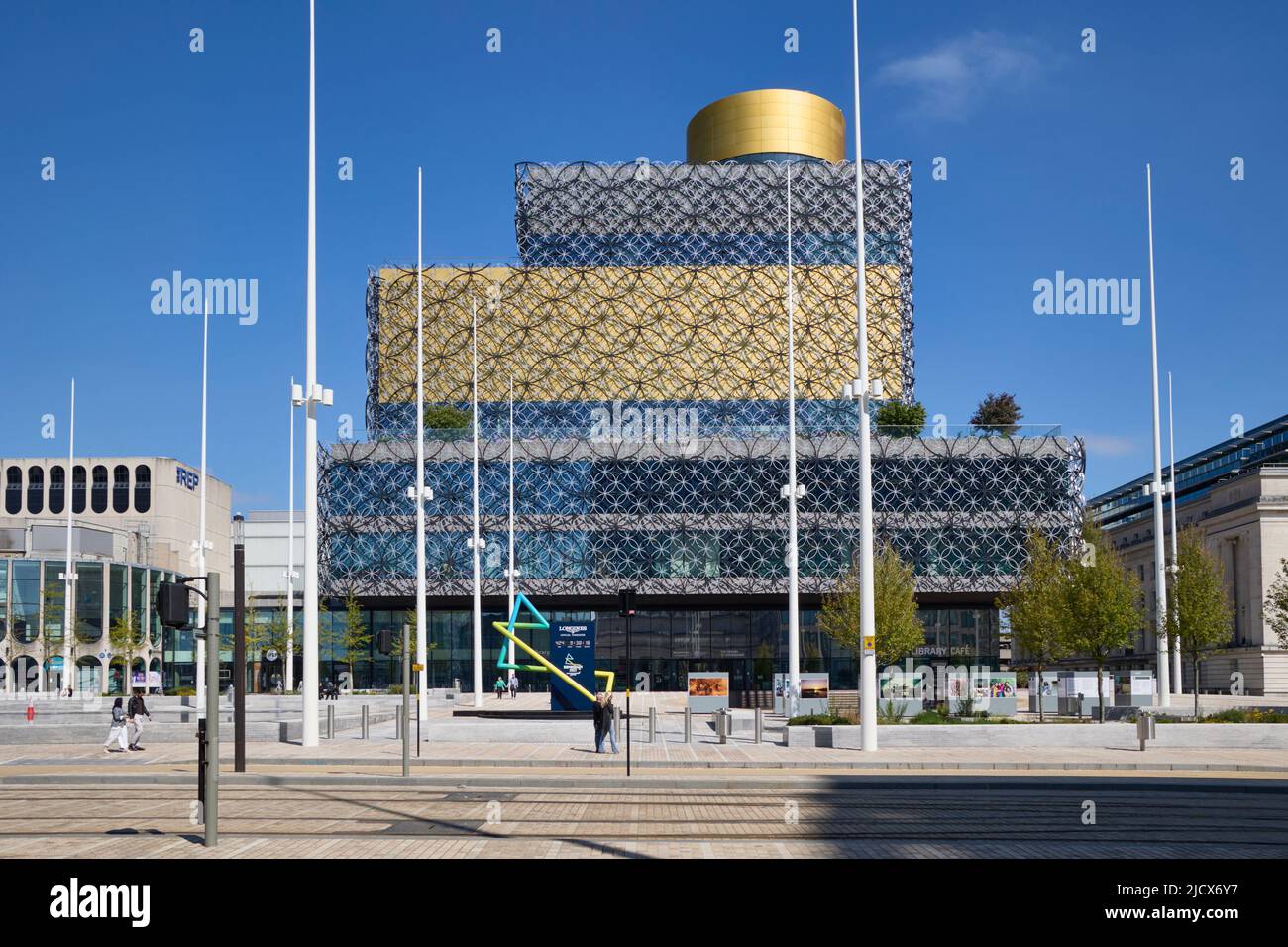 Centenaire Square, Birmingham Library, Birmingham, West Midlands, Angleterre, Royaume-Uni, Europe Banque D'Images