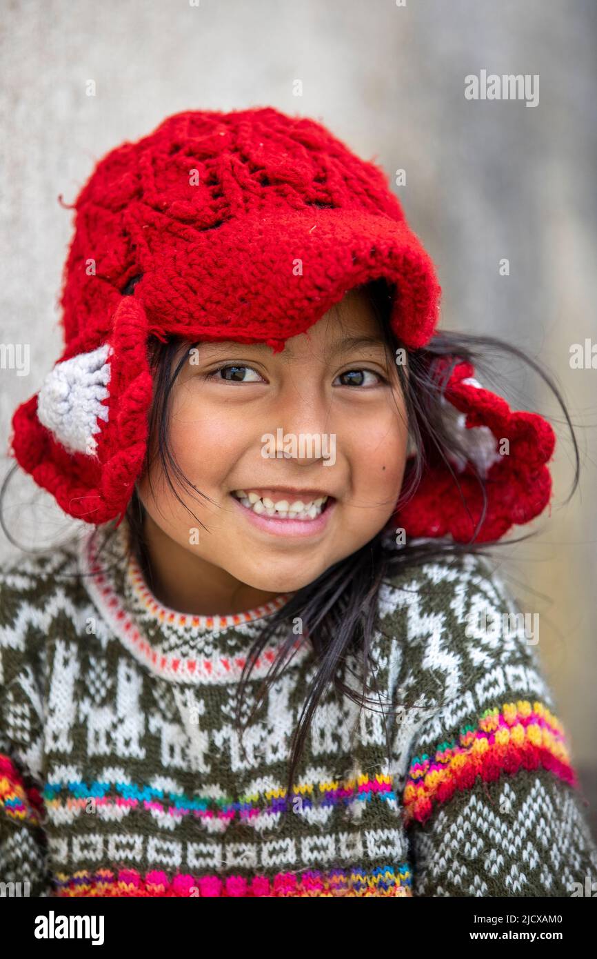 Fille équatorienne dans un village de Chimborazo, Equateur, Amérique du Sud Banque D'Images