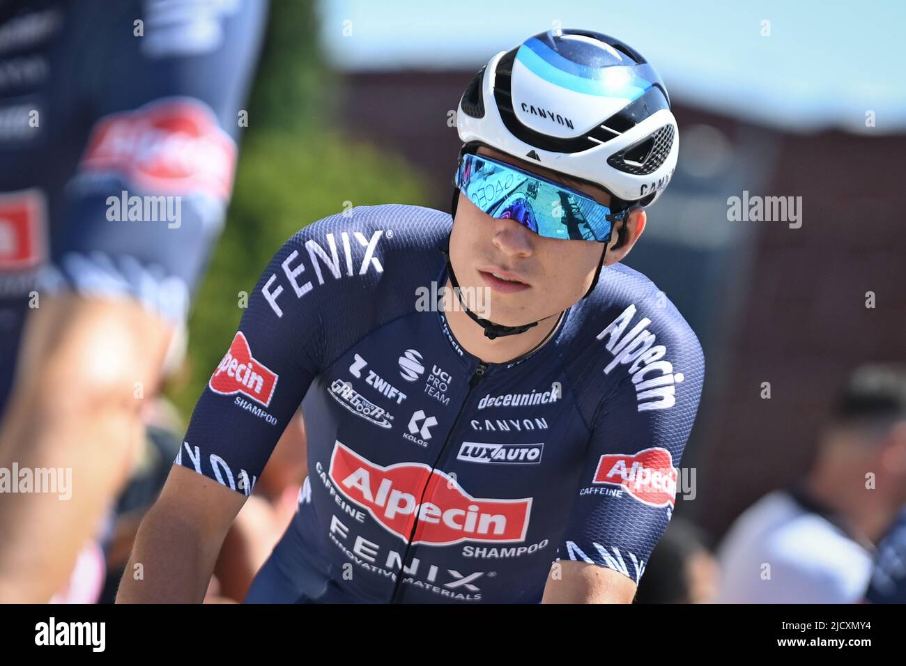Knokke-Heist, Belgique. 16th juin 2022. Le belge Jasper Philipsen d'Alpecin-Fenix photographié au début de la deuxième étape de la course cycliste Baloise Belgium Tour, 175,6km de Beveren à Knokke-Heist, jeudi 16 juin 2022. La visite de la Baloise Belgique a lieu du 15 au 19 juin. PHOTO DE BELGA DAVID STOCKMAN crédit: Belga News Agency/Alay Live News Banque D'Images