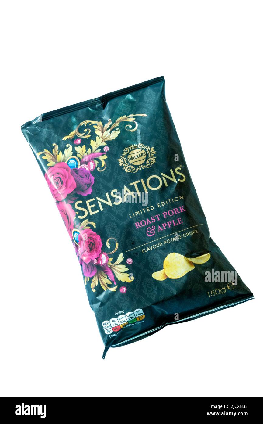 Un paquet de chips de pommes de terre aromatisées aux pommes et au porc Roast Jubilee sensations Limited Edition. Banque D'Images