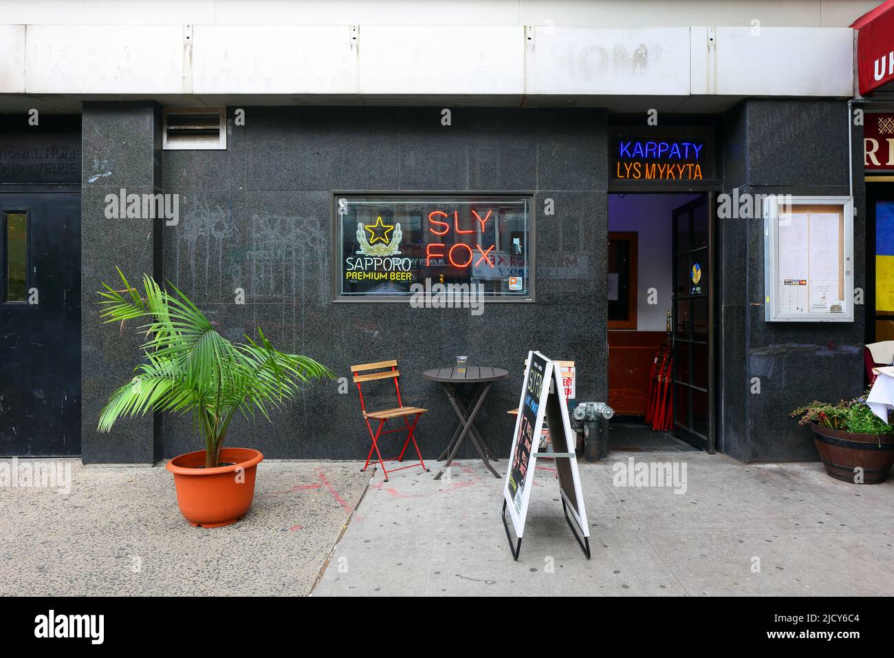 Sly Fox, 140 2nd Ave, New York, New York, New York photo d'un bar dans le quartier East Village à Manhattan. Banque D'Images