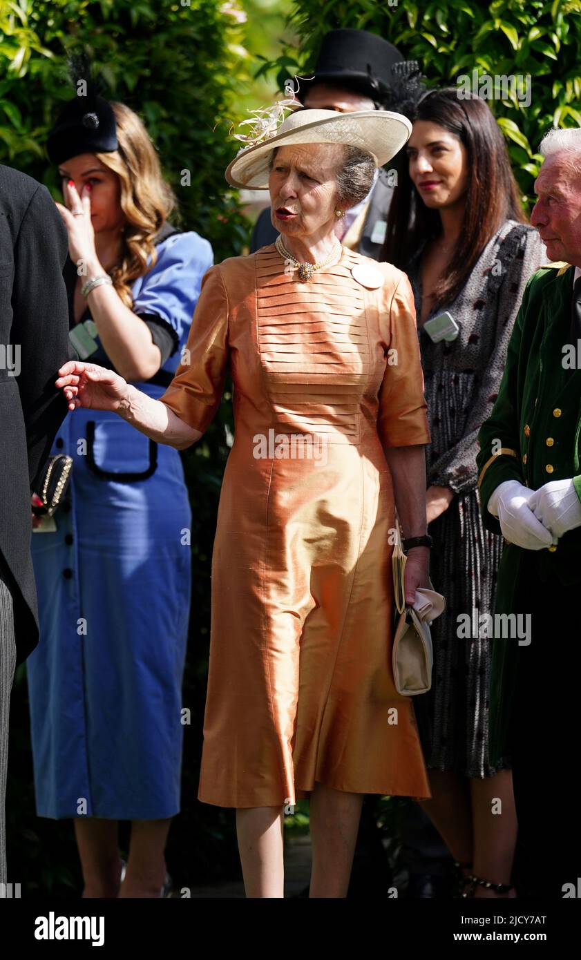 La Princesse Royale avant la présentation de la coupe d'or pendant le troisième jour de Royal Ascot à l'hippodrome d'Ascot. Date de la photo: Jeudi 16 juin 2022. Banque D'Images