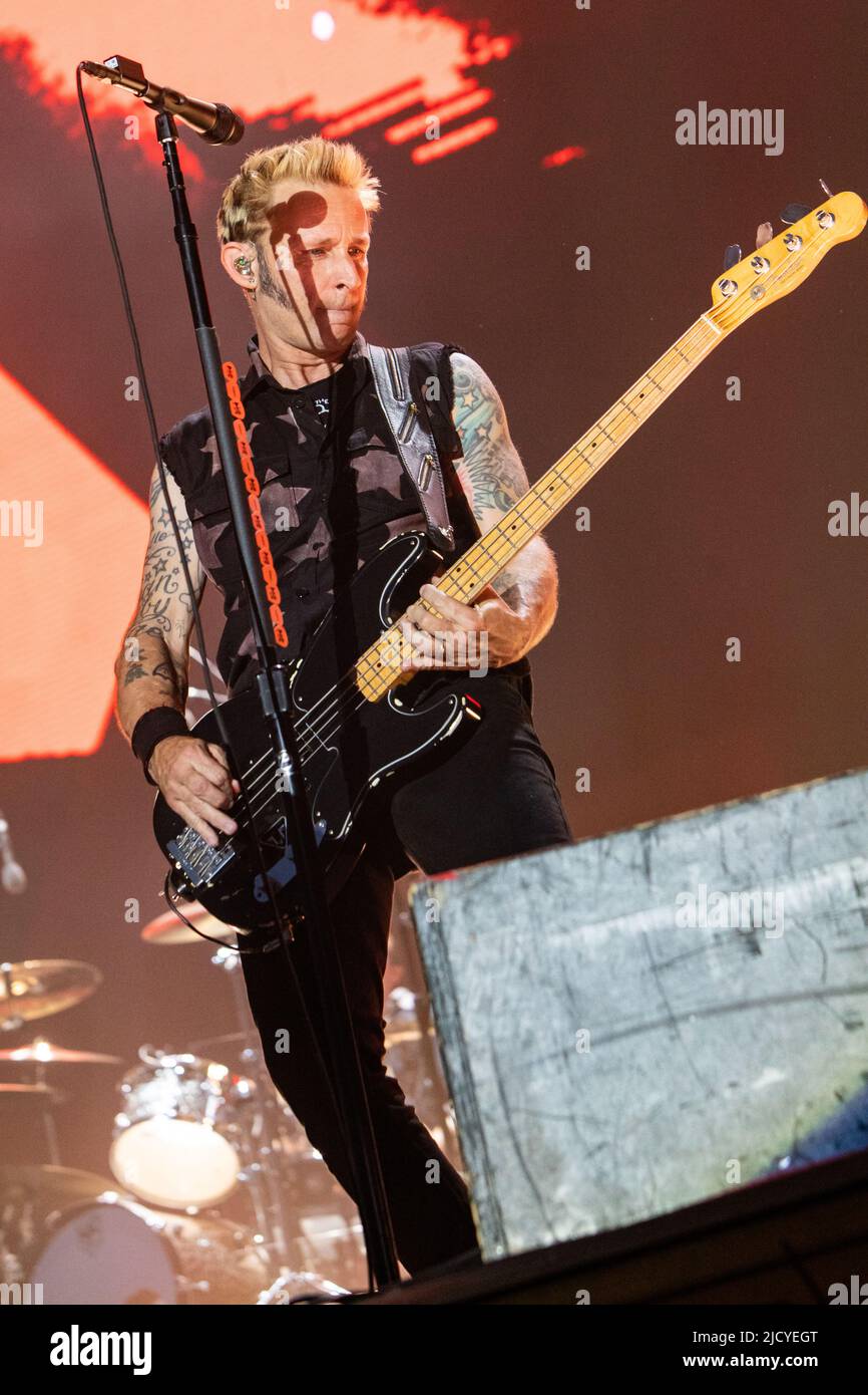 Milan Italie. 15 juin 2022. Le groupe de rock américain GREEN DAY se préforme en direct sur