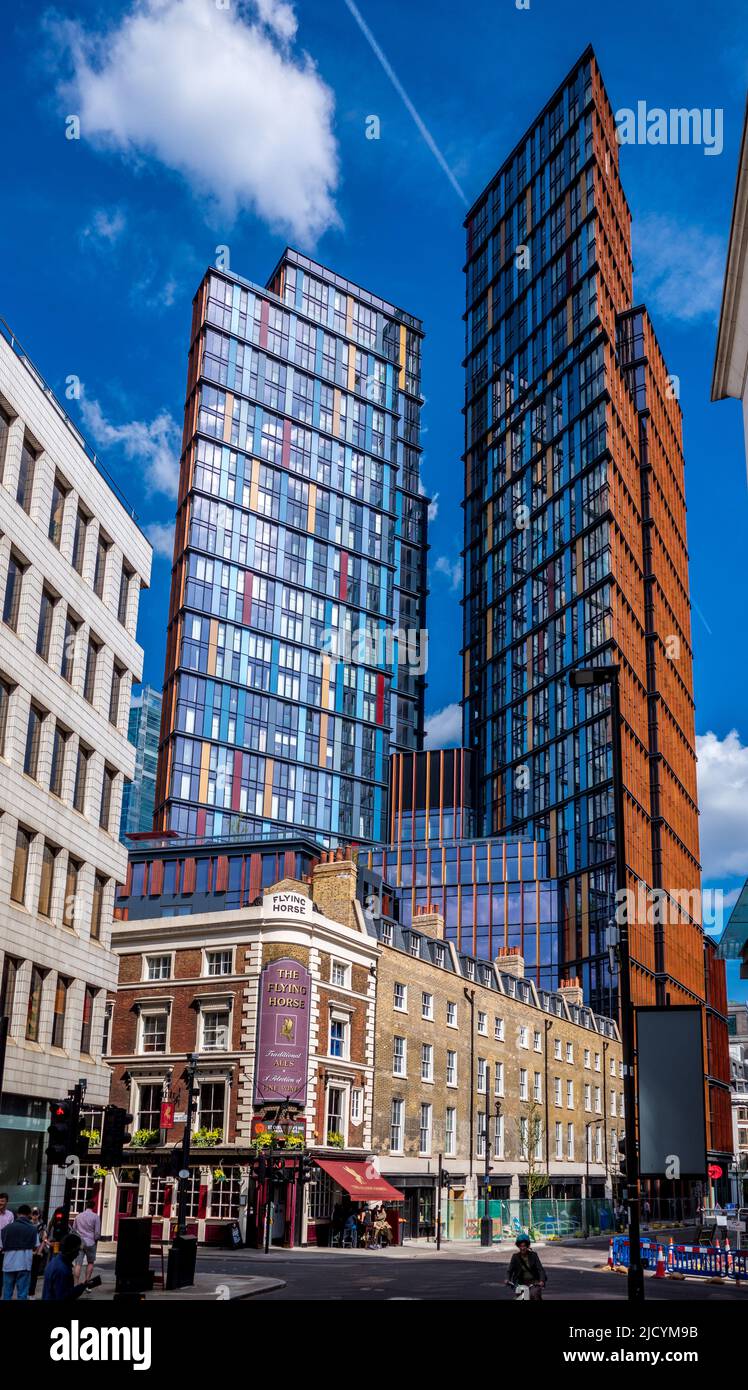Un Crown place Sun Street Londres. Développement à utilisation mixte dans la ville de Londres EC2, terminé en mai 2021. Architectes Kohn Pedersen Fox Associates KPF Banque D'Images