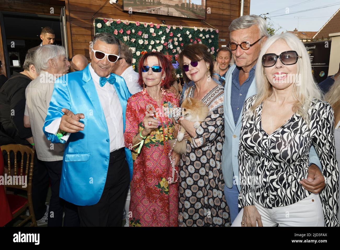 Persan, France. 16th juin 2022. Coco le Rigolo, Any d'Avray, Julie Arnold, Olivier Lejeune et Véronique Koch assistent au prix Fourchette d'Or. Banque D'Images