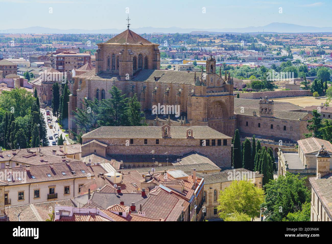 Vue sur le couvent de San Esteban dans la ville de Salamanque, Espagne Banque D'Images