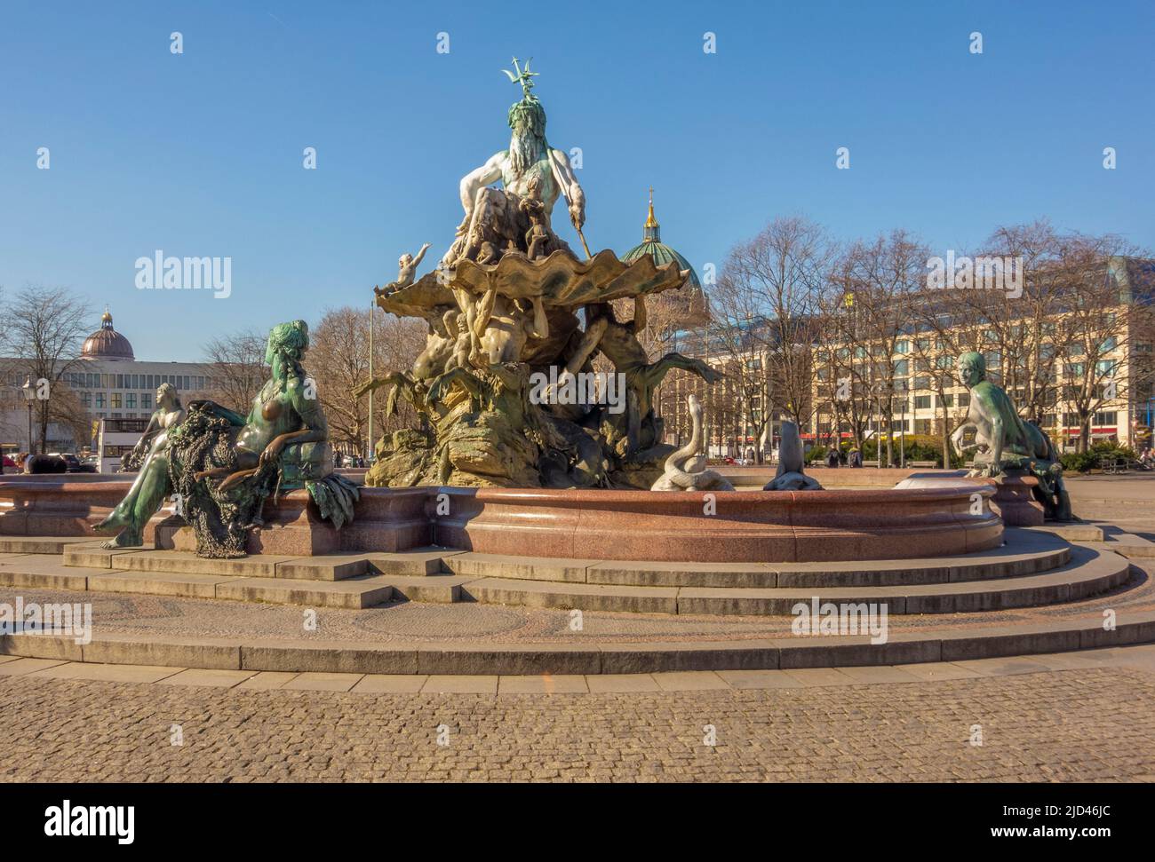 Fontaine de Neptune à Berlin, la capitale et la plus grande ville d'Allemagne Banque D'Images
