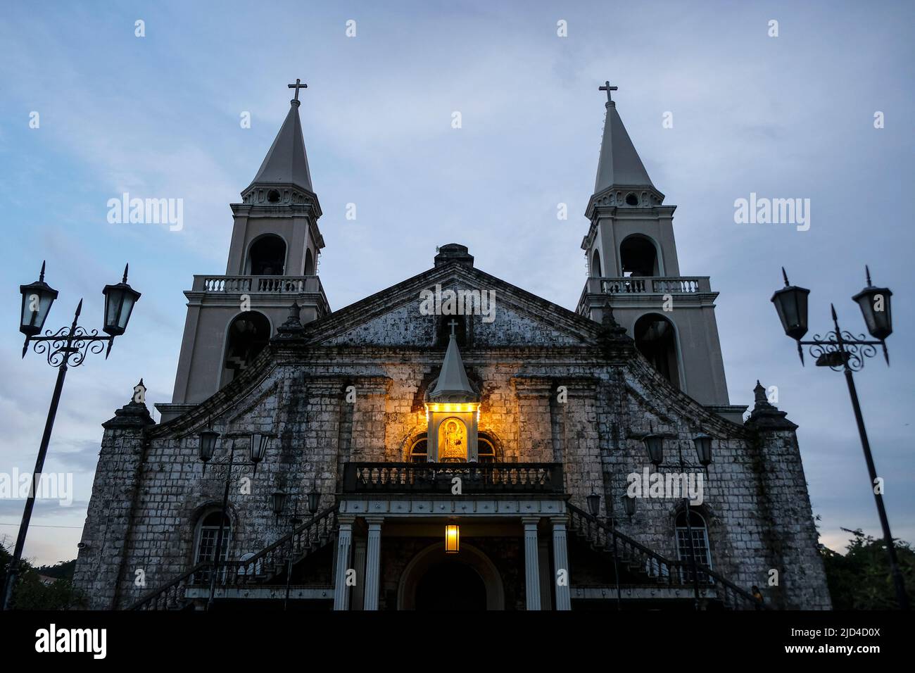 Iloilo, Philippines - juin 2022 : vues de la cathédrale métropolitaine de Jaro à Iloilo sur 6 juin 2022, dans l'île de Panay, Philippines. Banque D'Images