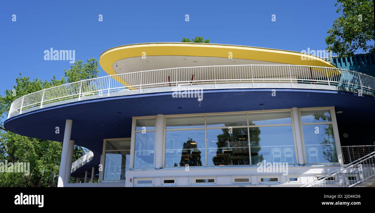 Cologne, Allemagne 16 juin 2022 : réouverture du Park Cafe après 40 ans de vacance Banque D'Images