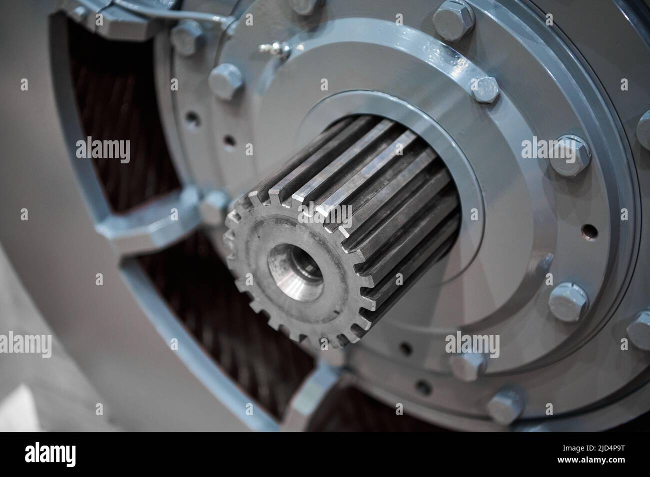 Arbre cannelé de sortie du grand moteur électrique industriel Banque D'Images