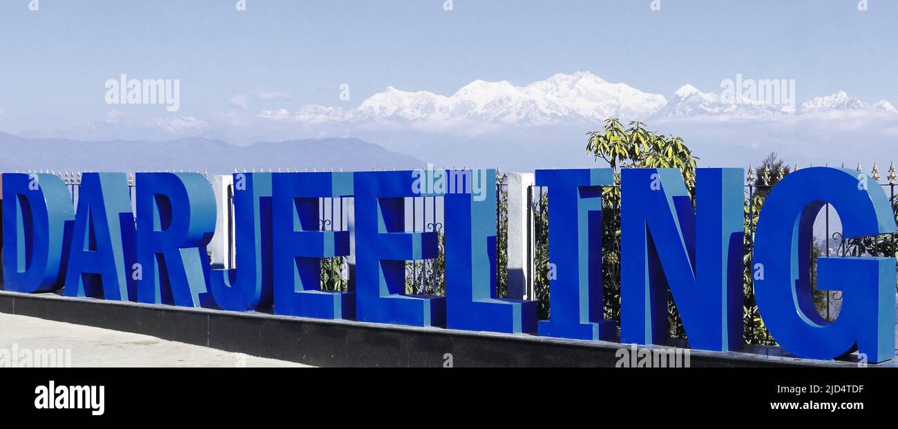 darjeeling station de colline, une belle destination de vacances d'été de l'inde, célèbre pour la vue magnifique du monde 3rd plus haut sommet du mont kangchenjunga Banque D'Images